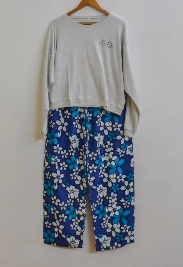 Cozy Dreams Grey pajamas with light blue pants - Image 7